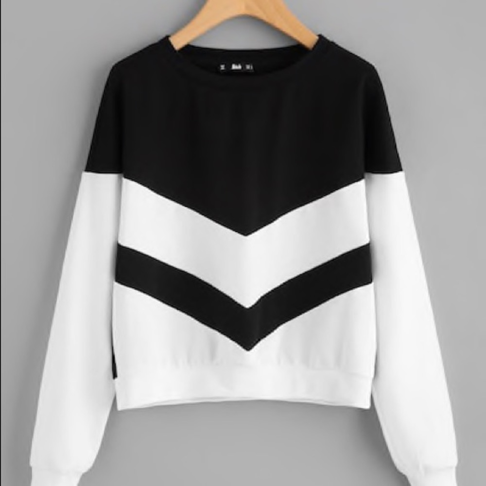 Black and White Chevron Top - Picture 5 of 6